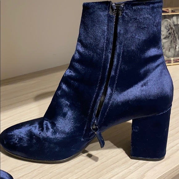 Balenciaga Navy Velvet Boots - Picture 4 of 4